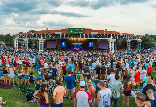 Live music 51-201.JPG